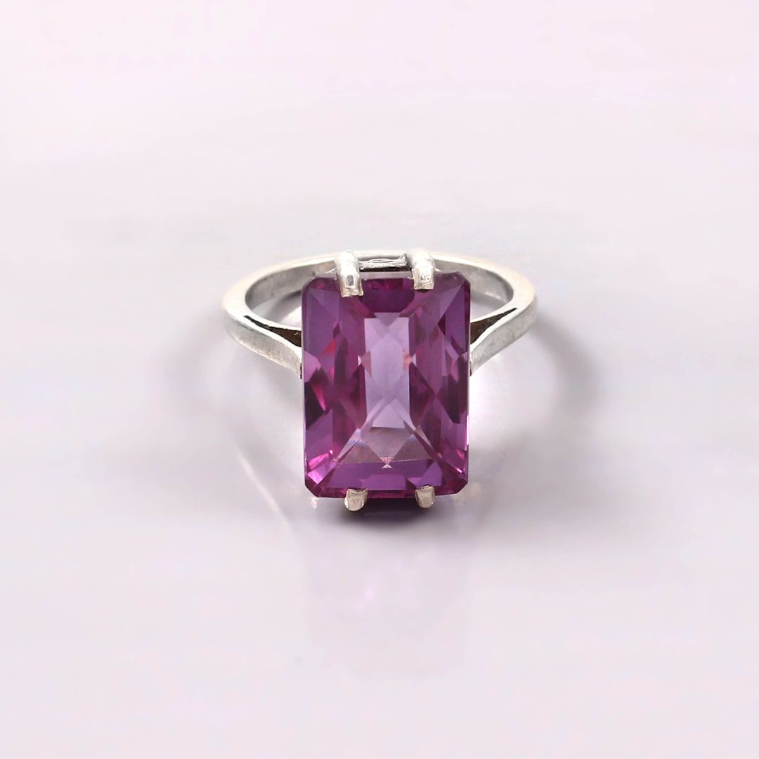 Emerald Cut Ring (Mini)