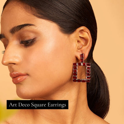 Deco Earrings in Square