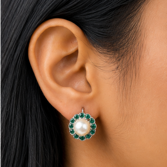 Corallina Earrings in White Pearl & Emerald