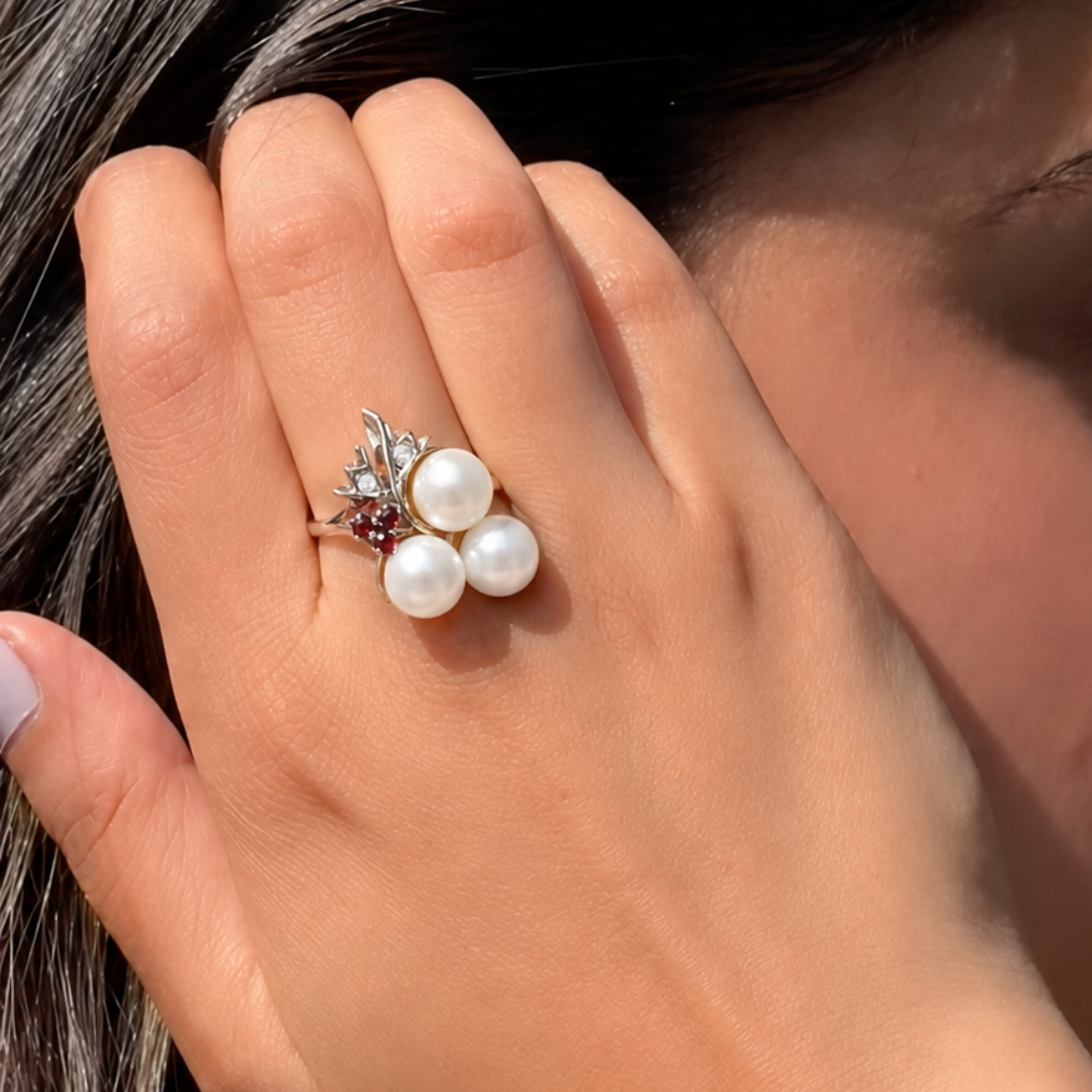 White Pearl Grape Ring