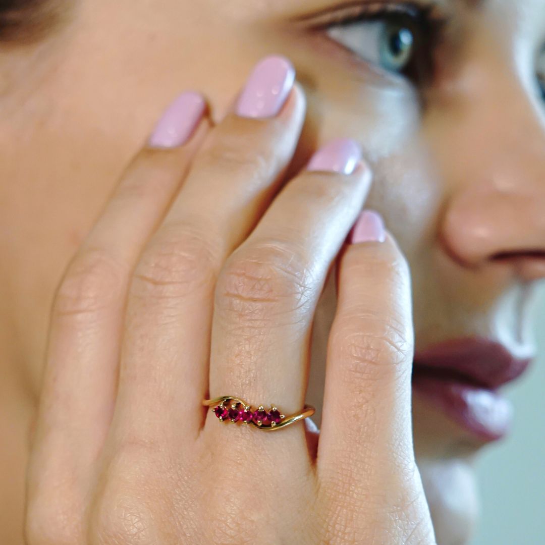 Swirl Ruby Ring