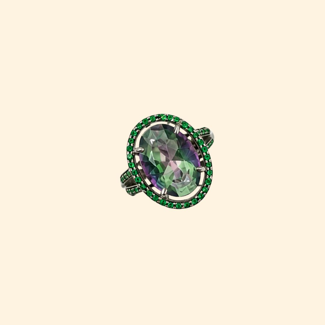 Corallina Oval Ring in Mystic Quartz