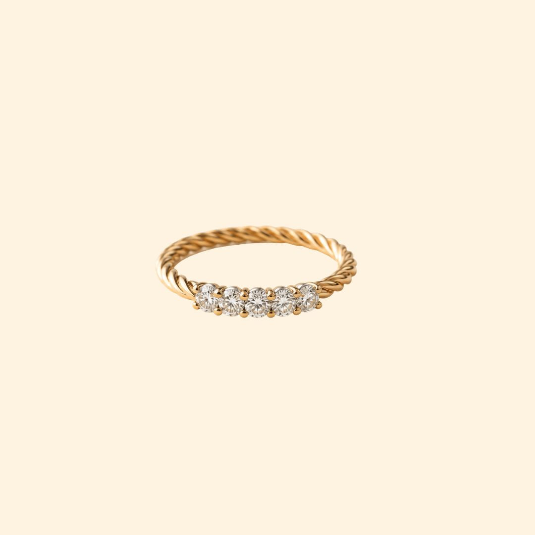 Twisted Five Diamond Band