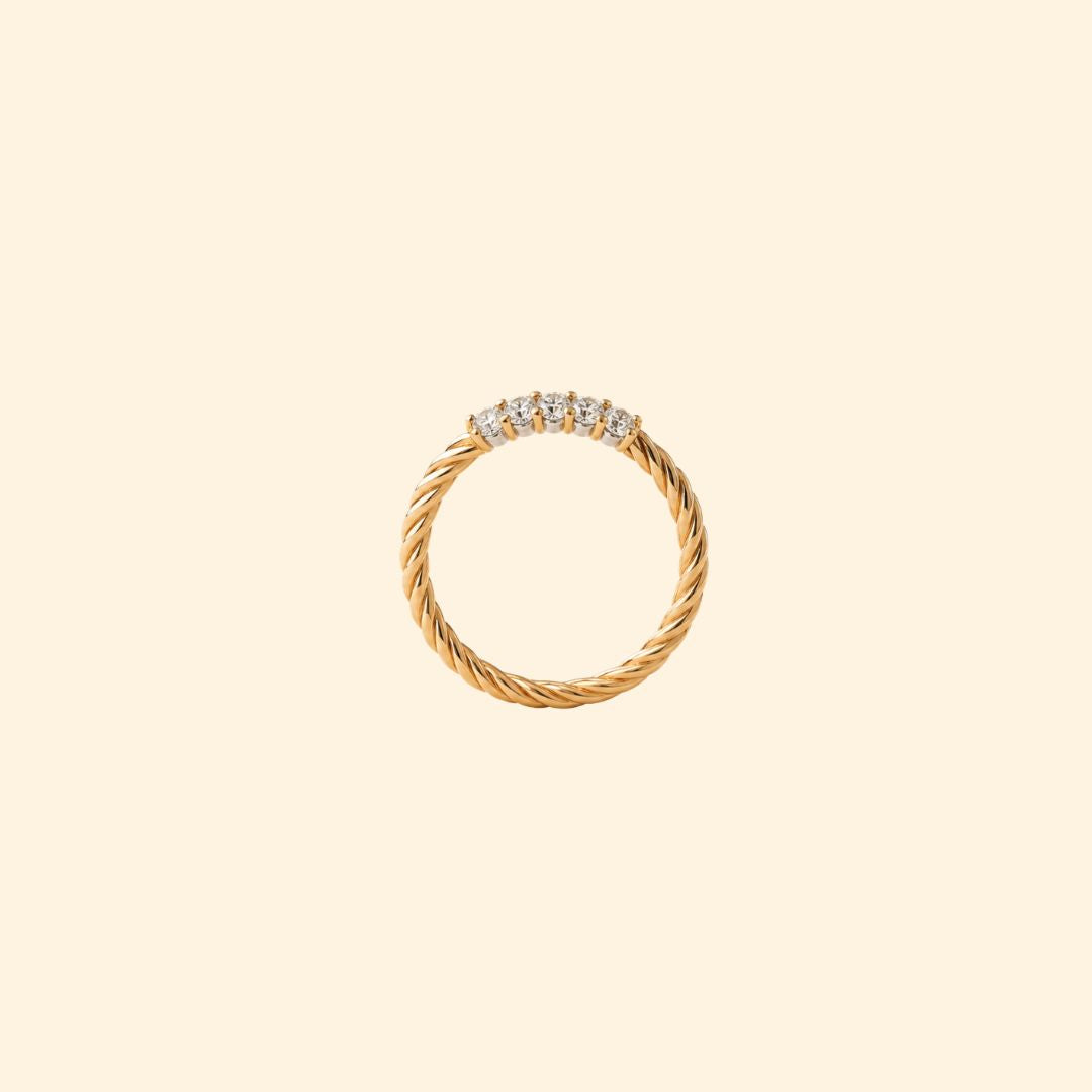 Twisted Five Diamond Band