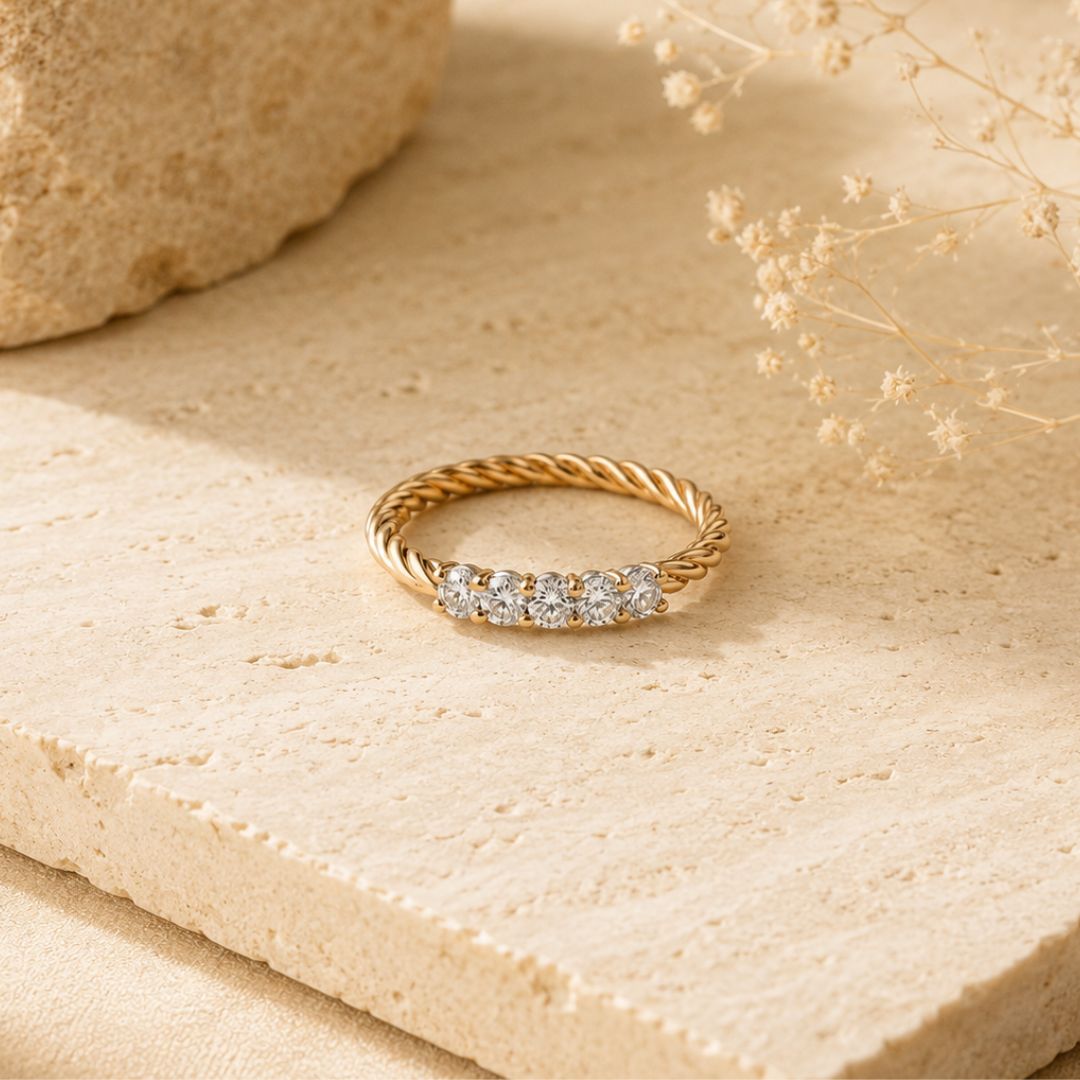 Twisted Five Diamond Band