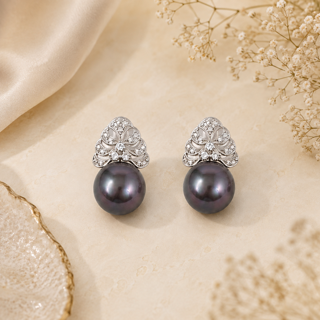 B'dazzling Earrings in Black Pearl