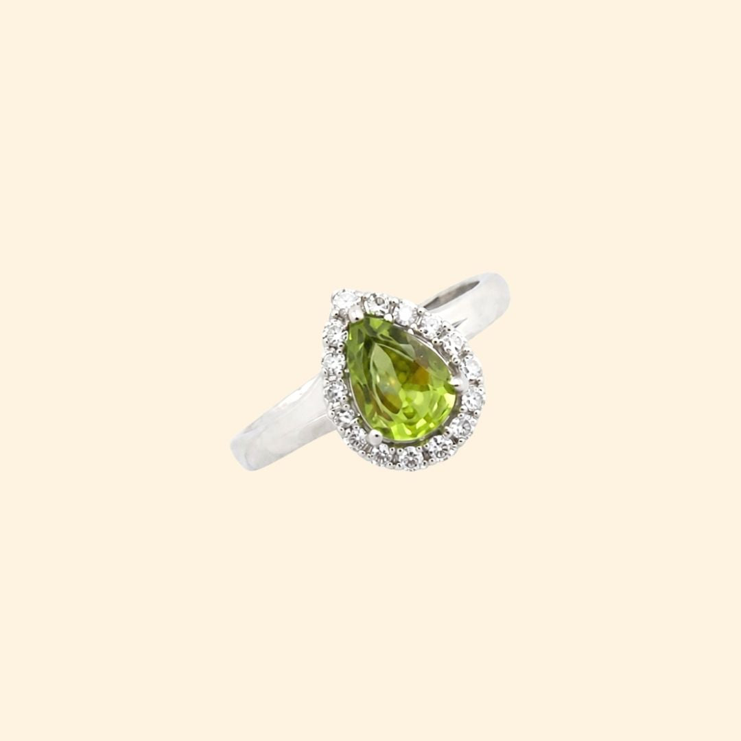 Pear Corallina Ring in Peridot