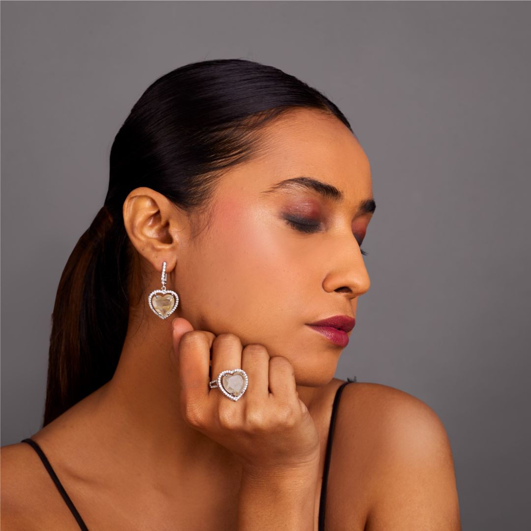 Fluttering Sweetheart Ring & Earring Set in Golden Rutile