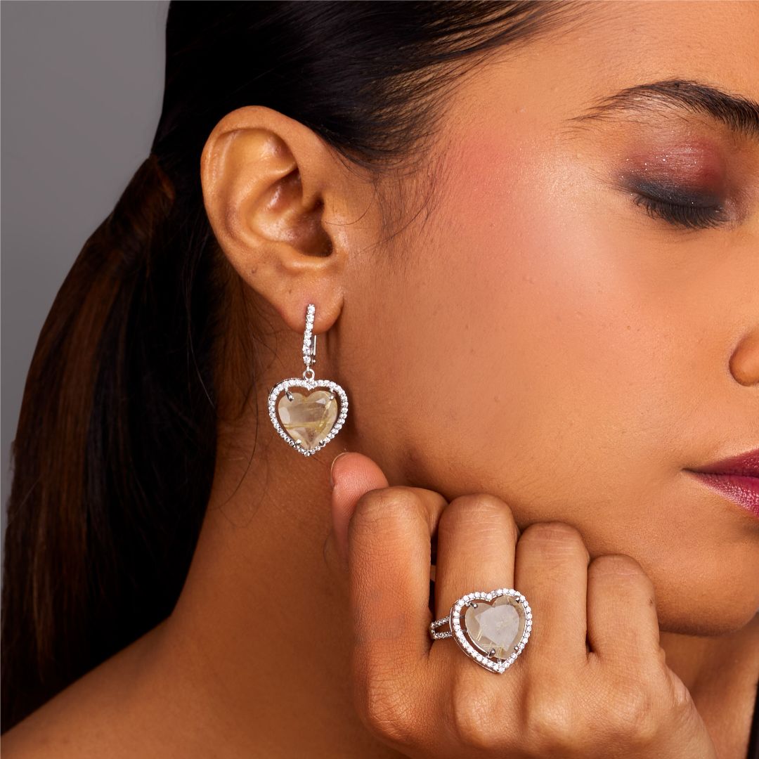 Fluttering Sweetheart Ring & Earring Set in Golden Rutile