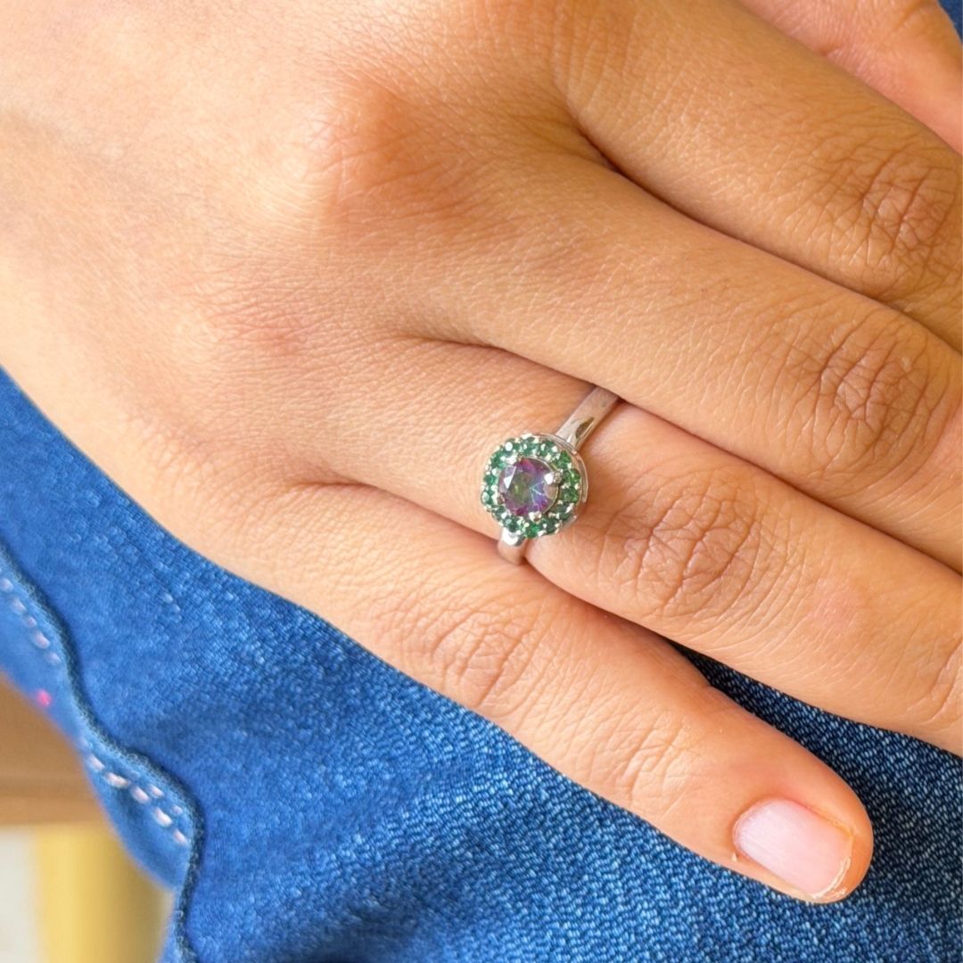 Round Corallina Ring in Mystic Quartz
