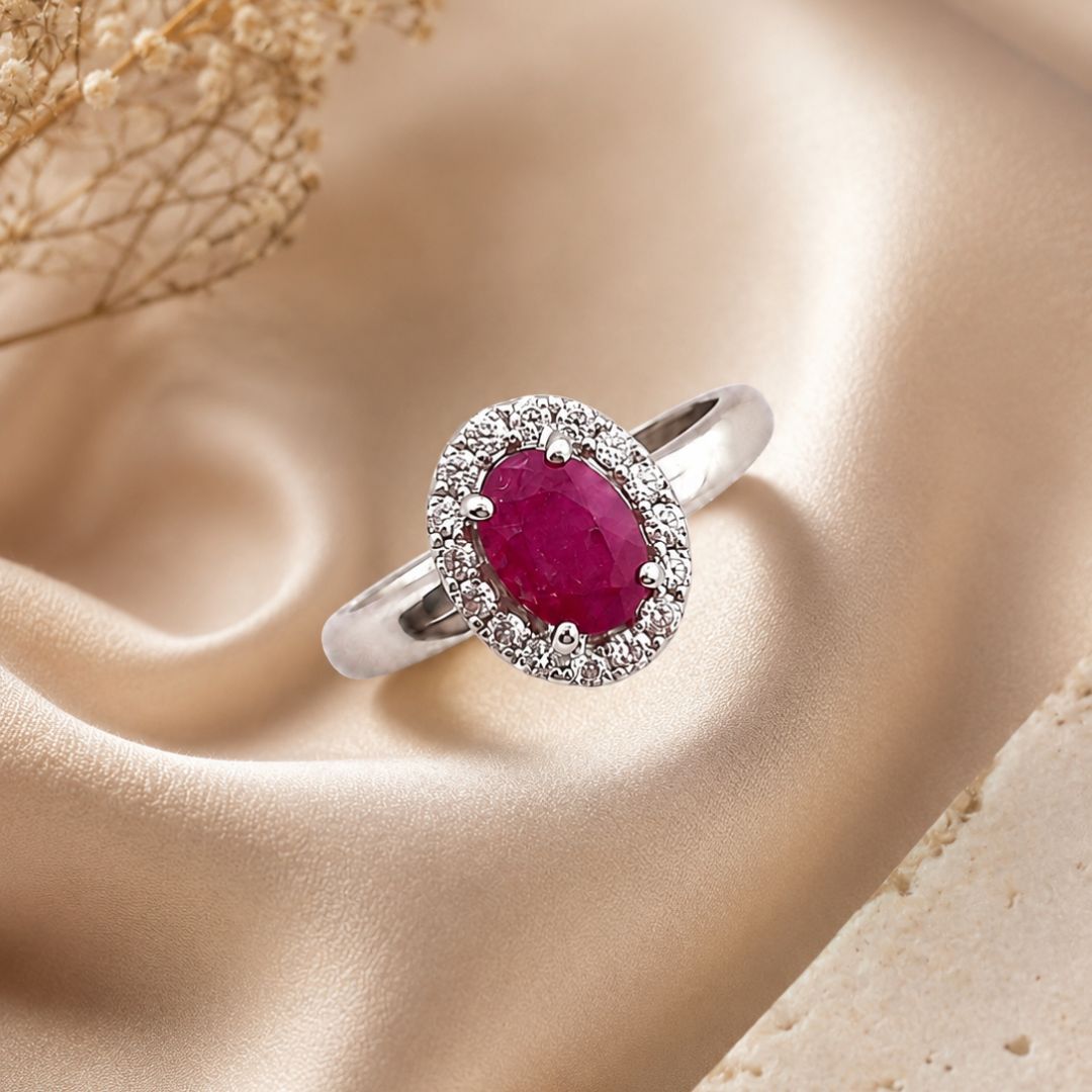 Corallina Oval Ring in Ruby