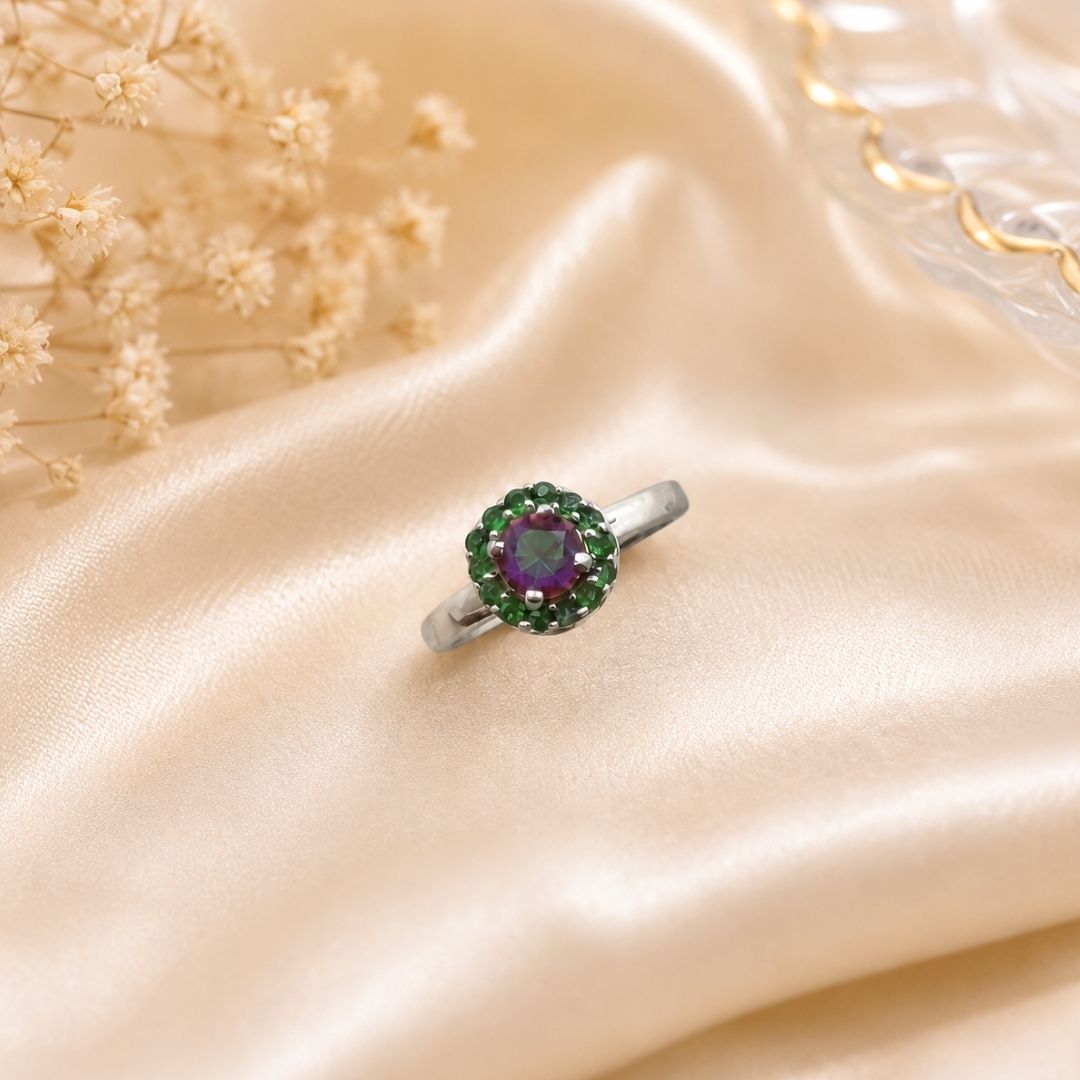 Round Corallina Ring in Mystic Quartz