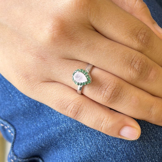 Corallina Pear Rose Quartz Ring