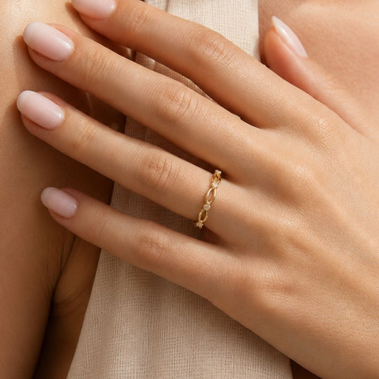 Infinity Twist Diamond Band