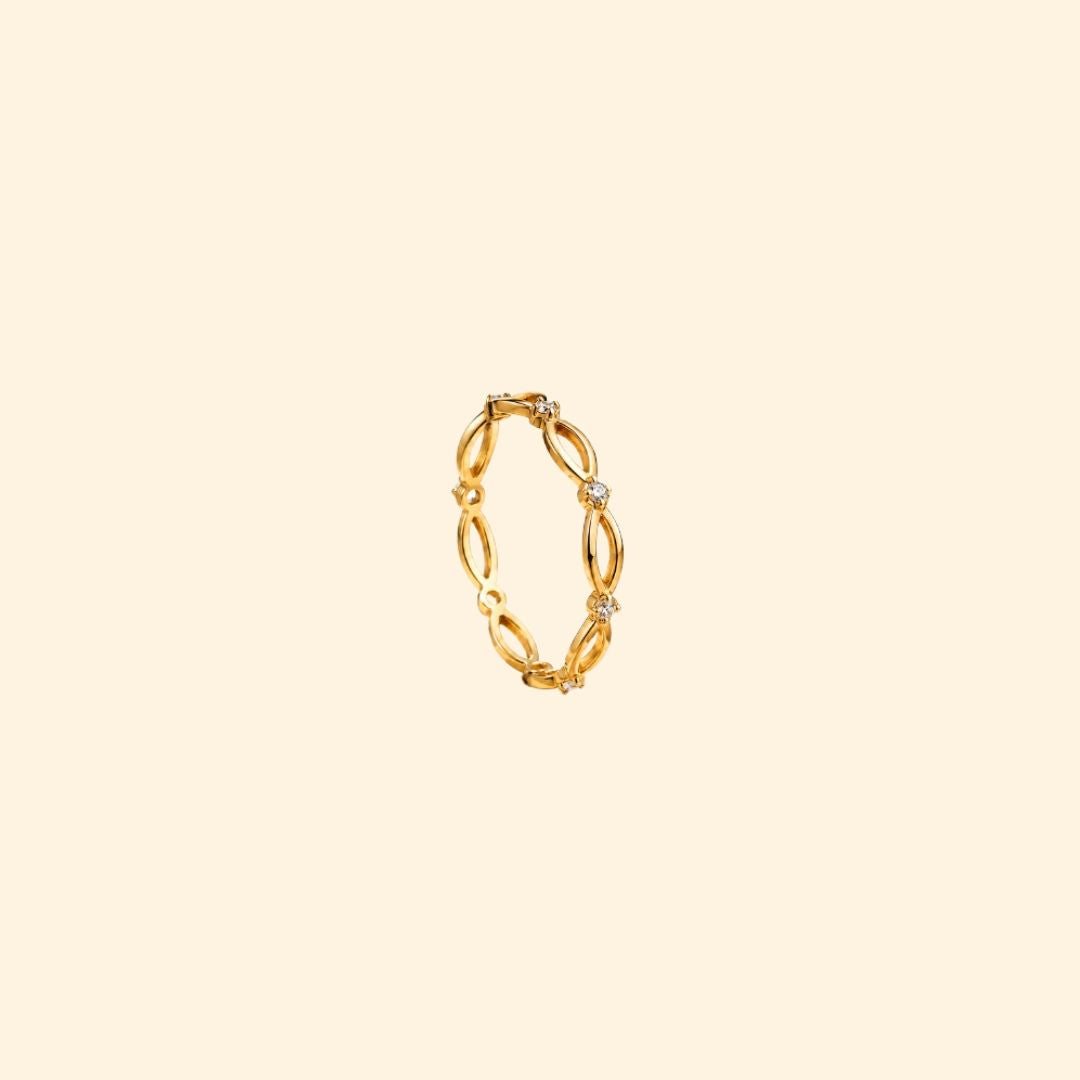 Infinity Twist Diamond Band