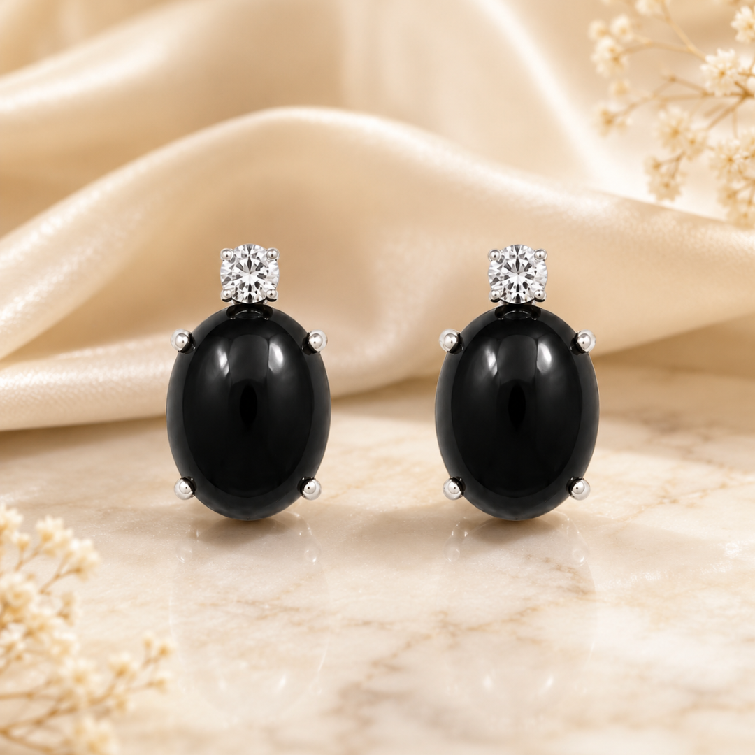 Shooting Star Oval Earrings in Black Star