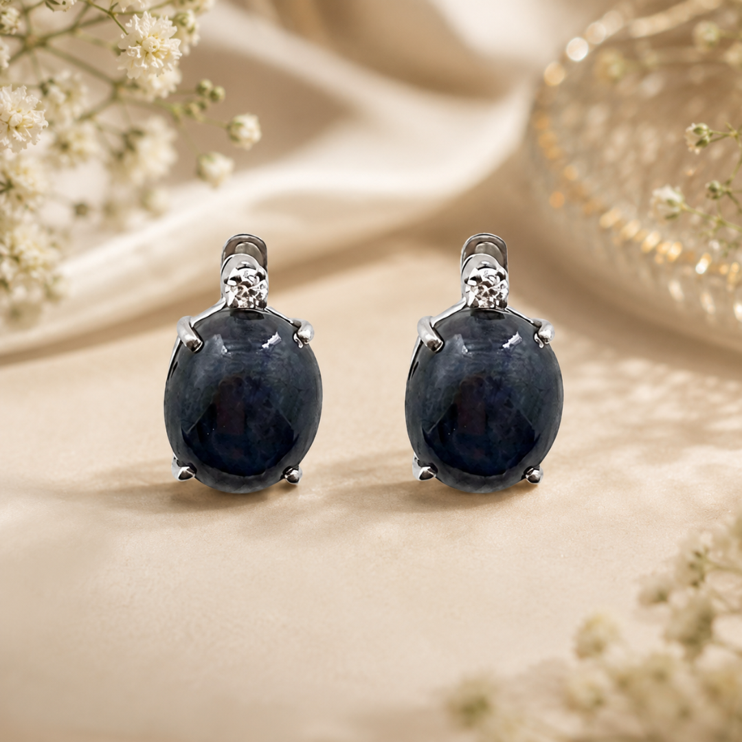 Shooting Star Oval Earrings in Star Sapphire