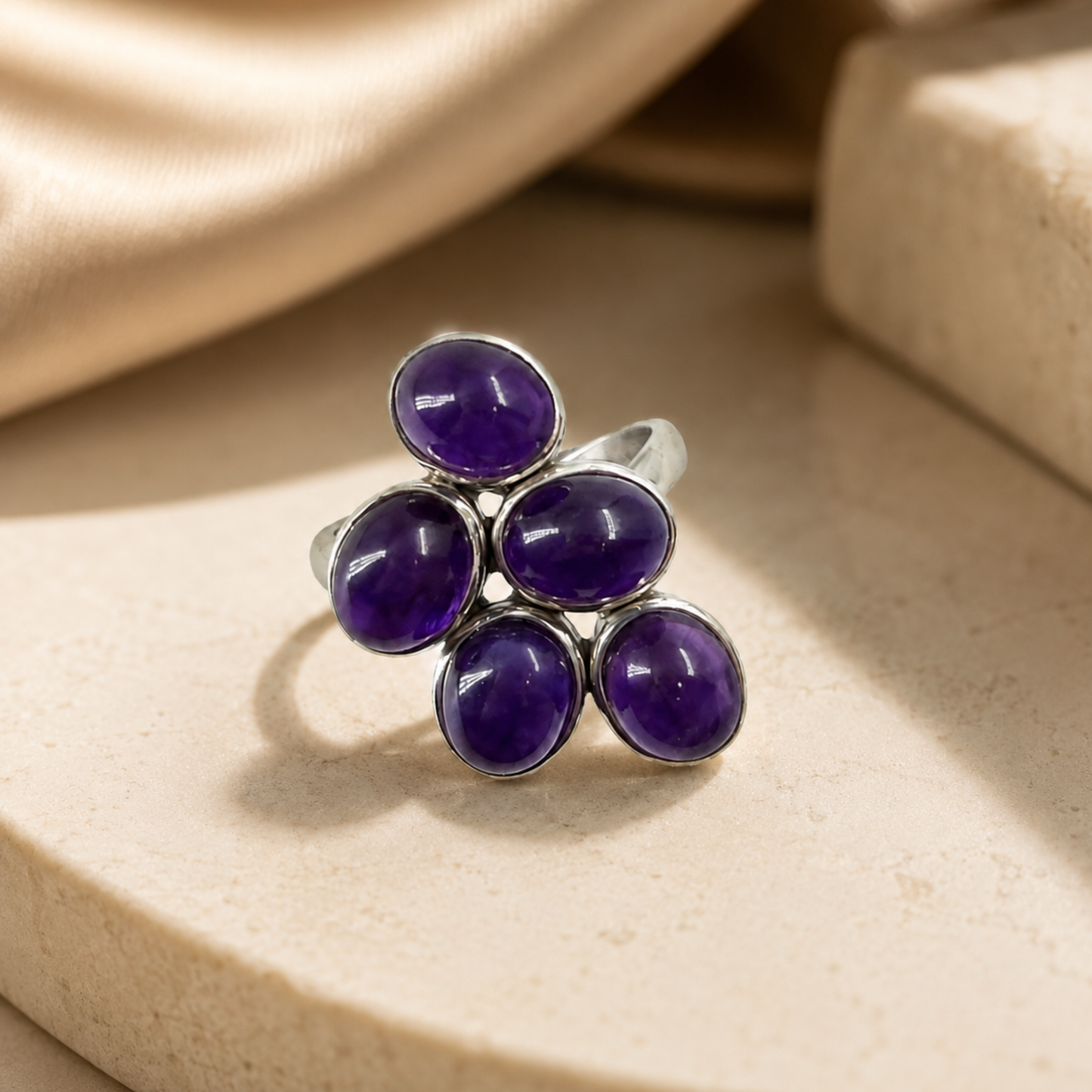 Grape Hanging Ring in Amethyst