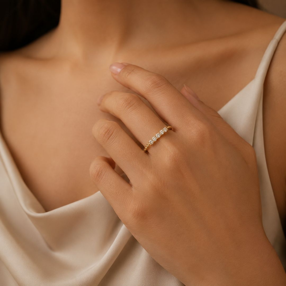 Twisted Five Diamond Band