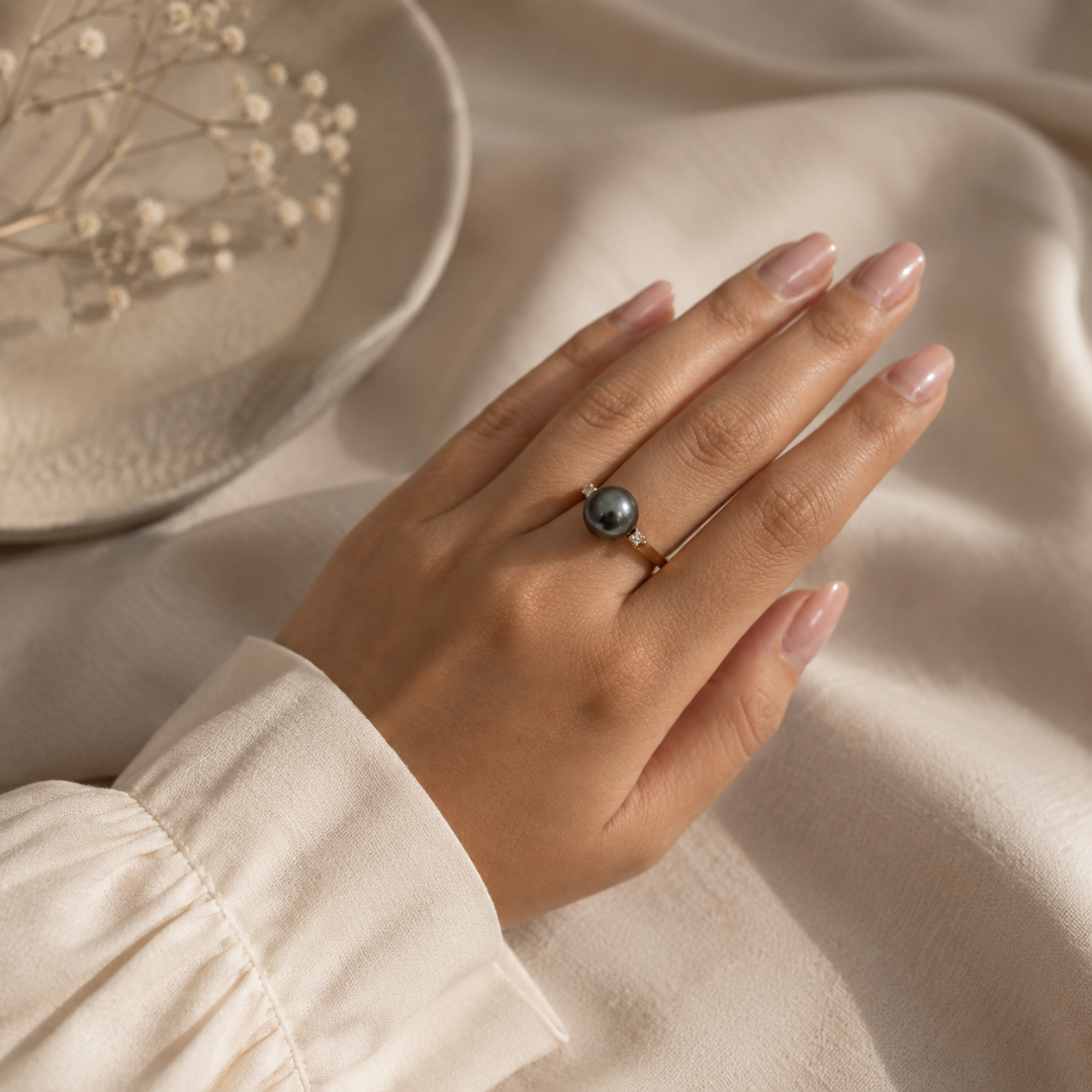 Freshwater Black Pearl & Diamond Ring