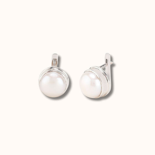 Classic Pearl Earrings