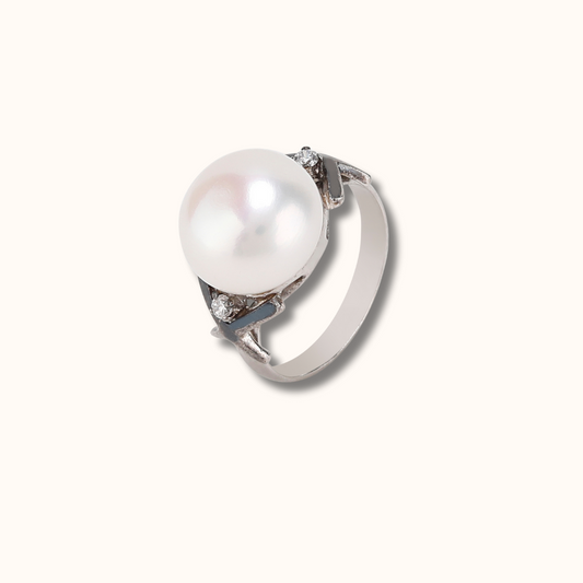 Tic Tac Pearl Ring